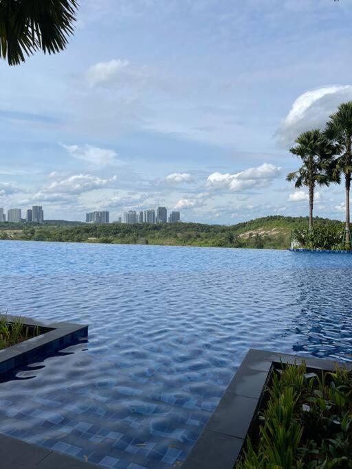 Apartment Honey Homestay- Sunway Grid X-park Legoland Jb Medini Singapore Iskandar Puteri