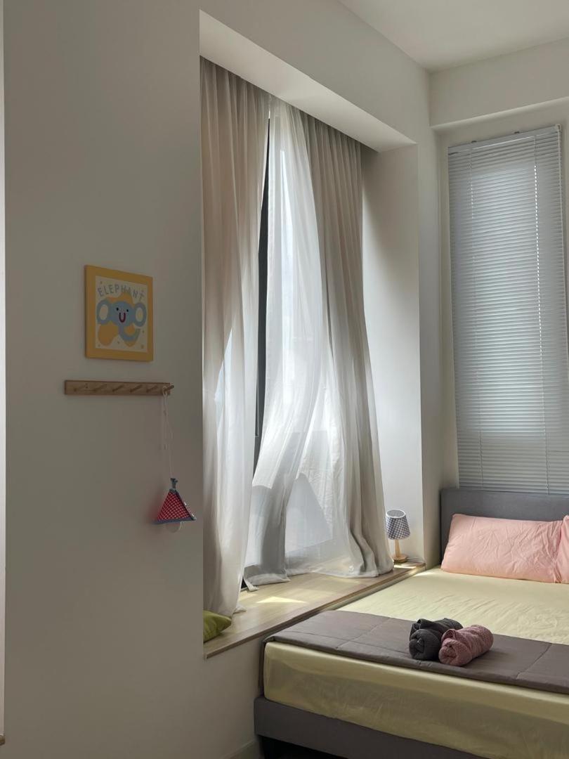Honey Homestay- Sunway Grid X-park Legoland Jb Medini Singapore Apartment *